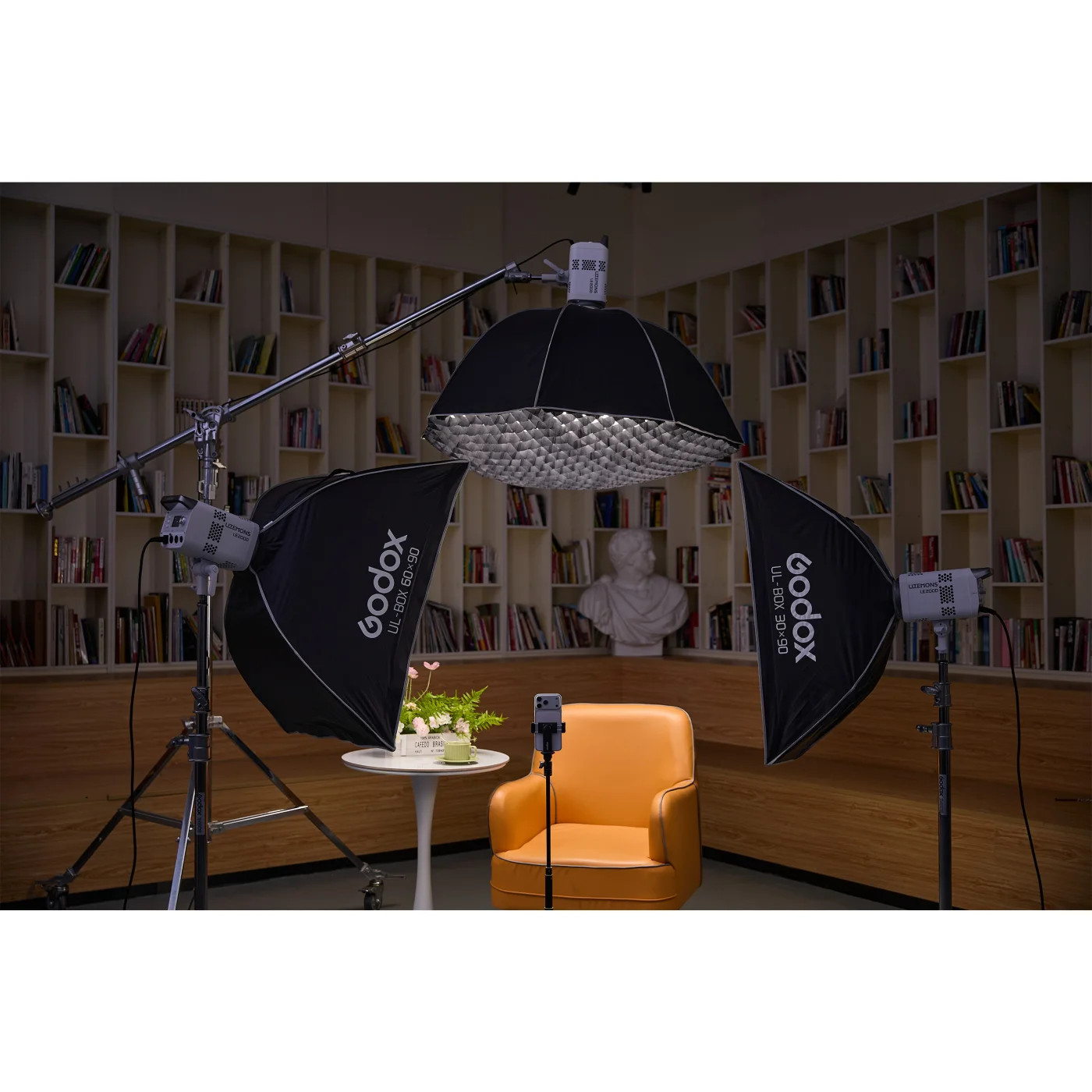 Осветитель светодиодный Godox LITEMONS LE200D