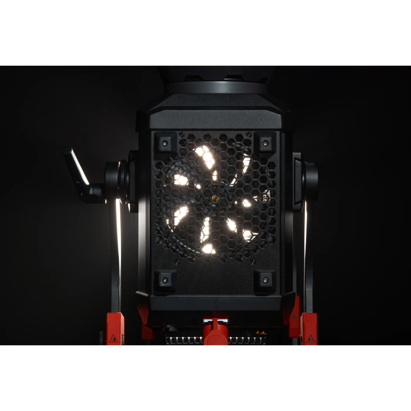 Осветитель светодиодный Godox Knowled M600R студийный