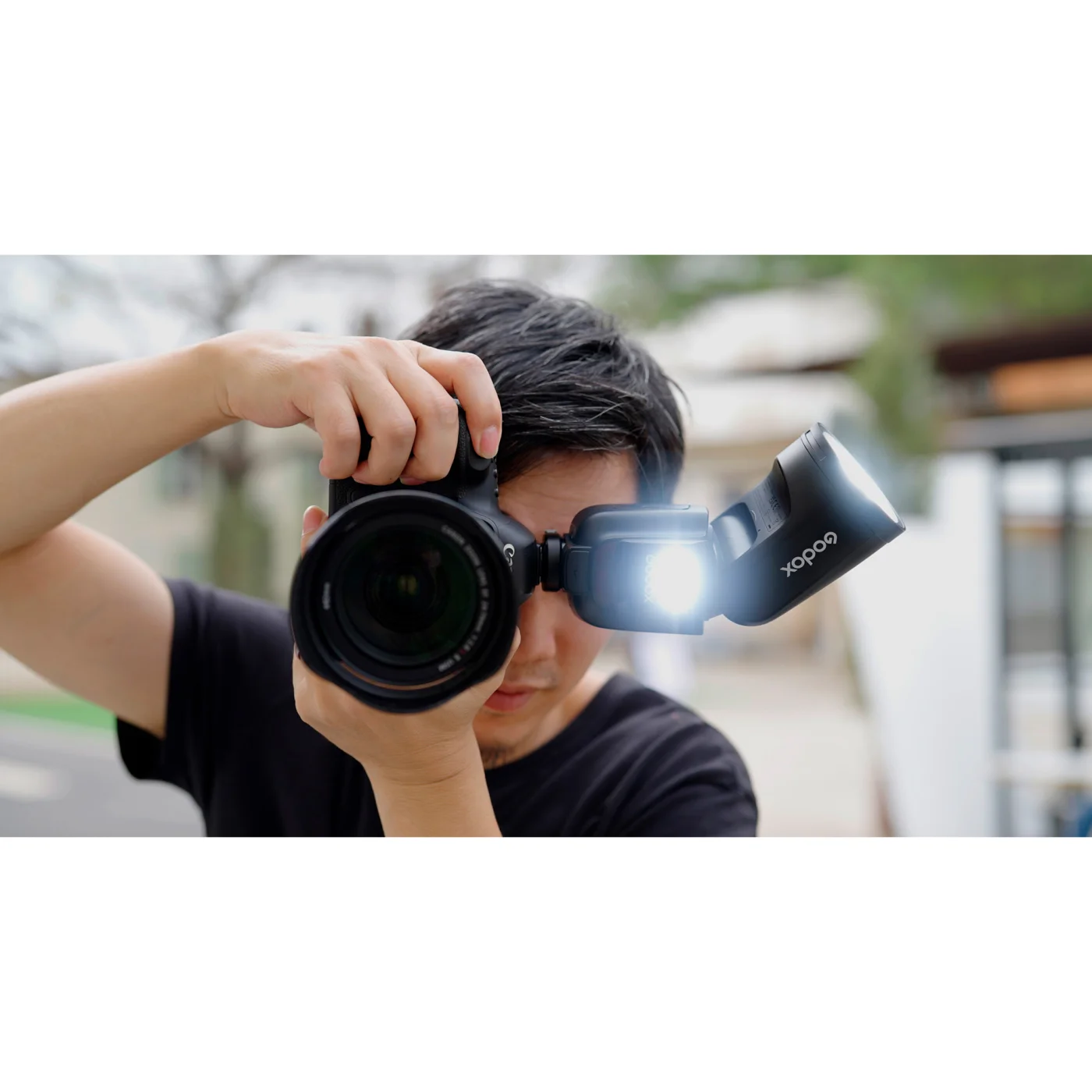 Вспышка накамерная Godox V1Pro F TTL для Fujifilm