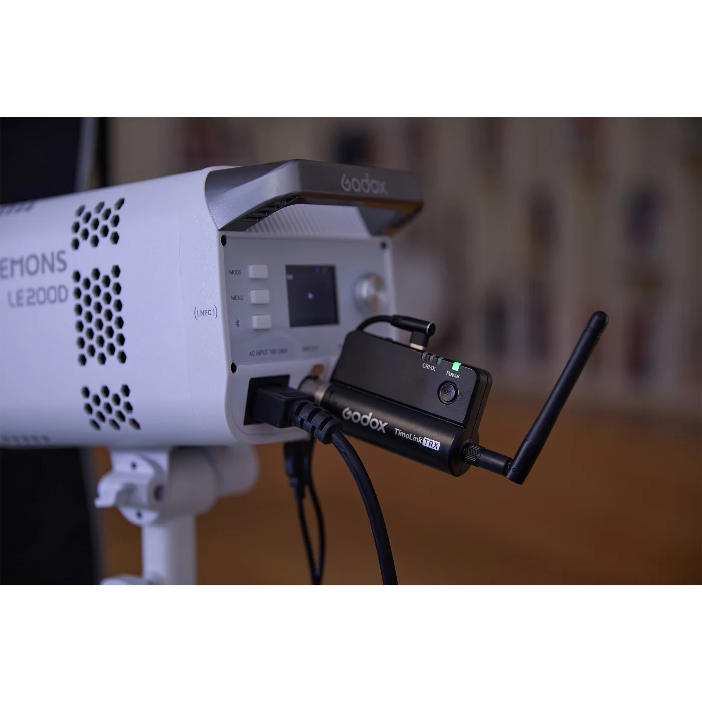 Осветитель светодиодный Godox LITEMONS LE200D