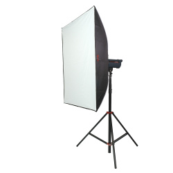 Софтбокс FEA-SB 120120 BW для студ.всп. Софтбокс FEA-SB 120120 BW для студ.всп.