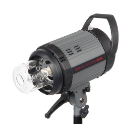 Осветитель Falcon Eyes QL-500BW v2.0 галогенный Осветитель Falcon Eyes QL-500BW v2.0 галогенный