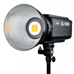 Осветитель светодиодный Godox SL-100W студийный Осветитель светодиодный Godox SL-100W студийный