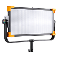 На фото изображено Осветитель светодиодный Godox LD150R RGB (Уценка02)