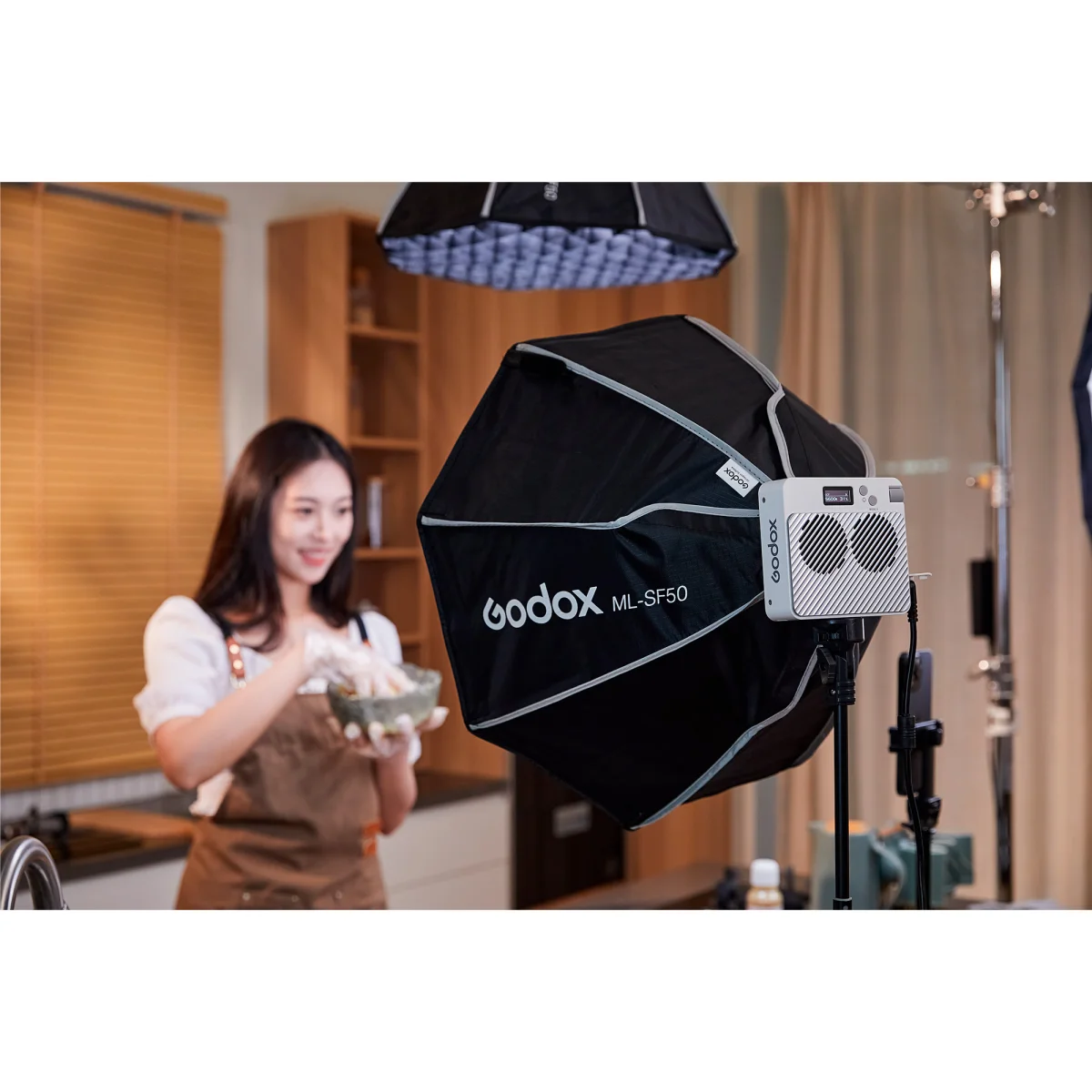 Осветитель светодиодный Godox ML100Bi