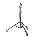На фото изображено Стойка Falcon Eyes LVM-M150 на колесах