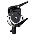На фото изображено Зажим KUPO KCP-645 PIVOTING BOOM ARM CLAMP для стрелы шарнирный